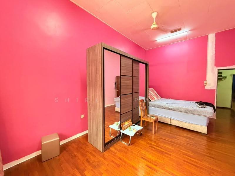 Rumah Berkembar untuk Dijual di Taman Universiti (Skudai) - Shirley Pang - Bedroom - PropertyGuru.com.my
