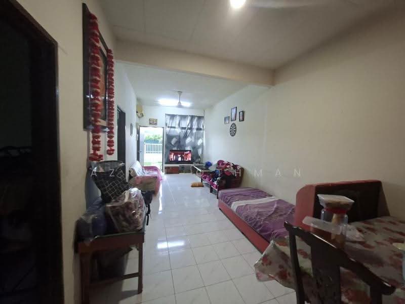 1-storey Terraced House for Sale in Taman Seri Mambau (Rantau) - Azrul Othman - Living Room - PropertyGuru.com.my