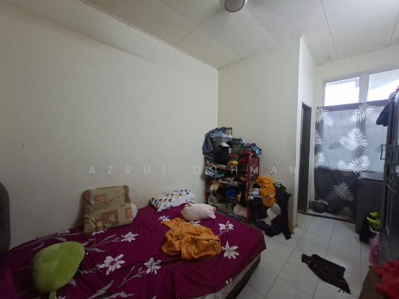 1-storey Terraced House for Sale in Taman Seri Mambau (Rantau) - Azrul Othman - Bedroom - PropertyGuru.com.my