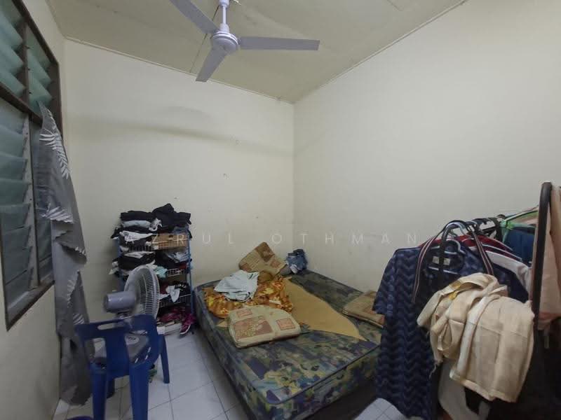 1-storey Terraced House for Sale in Taman Seri Mambau (Rantau) - Azrul Othman - Bedroom - PropertyGuru.com.my