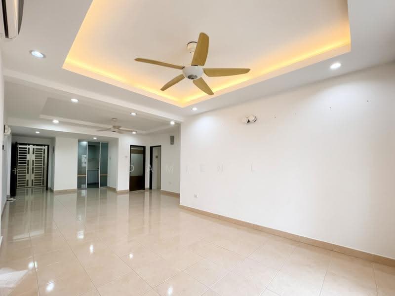 Kondominium untuk Dijual di D'Piazza - Damien L - Living Room - PropertyGuru.com.my