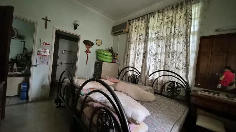 Bungalow House for Sale in Usj 2 (Subang Jaya) - Jeslyn Tan - Bedroom - PropertyGuru.com.my