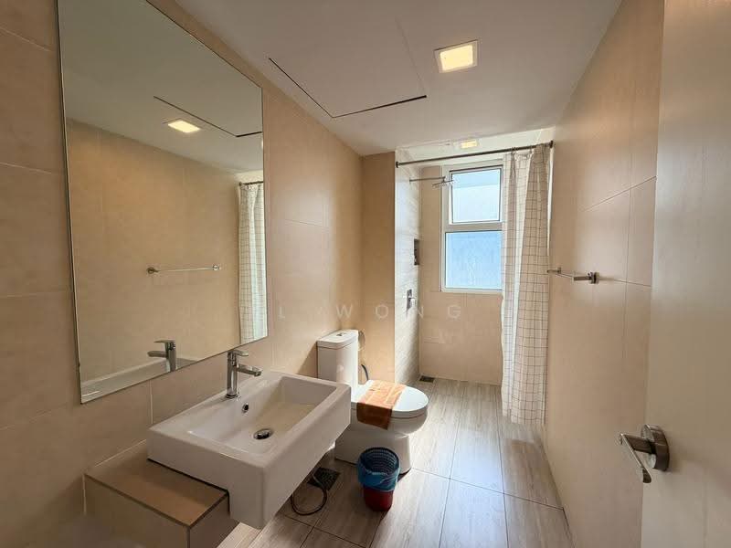 Kediaman Servis untuk Dijual di Windmill upon Hills - TL Wong - Bathroom - PropertyGuru.com.my