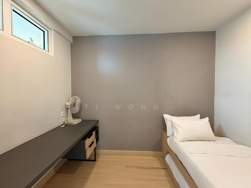 Kediaman Servis untuk Dijual di Windmill upon Hills - TL Wong - Bedroom - PropertyGuru.com.my