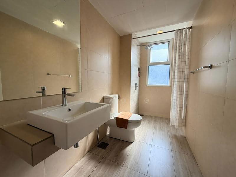Kediaman Servis untuk Dijual di Windmill upon Hills - TL Wong - Bathroom - PropertyGuru.com.my