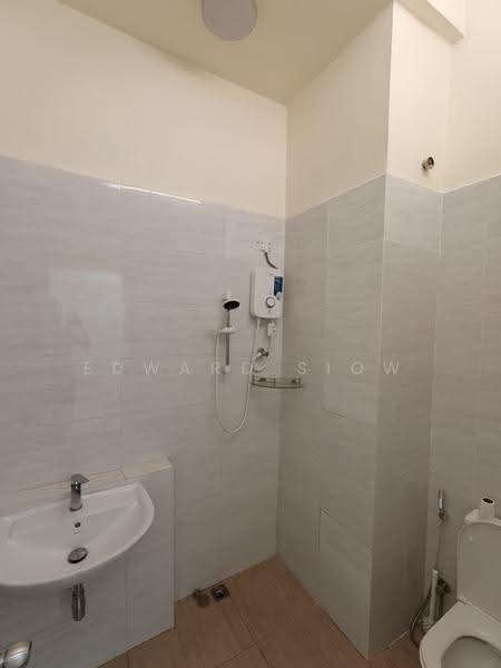 2-storey Terraced House for Rent in Taman Damansara Aliff (Tampoi) - Edward Siow - Bathroom - PropertyGuru.com.my