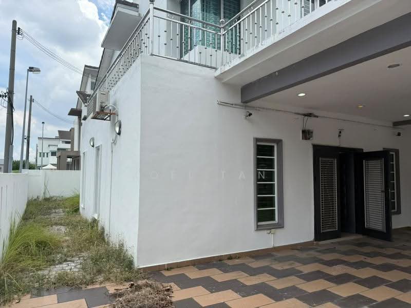 Rumah Teres 2-Tingkat untuk Dijual di Bandar Bukit Raja (Klang) - Joel Tan - Exterior - PropertyGuru.com.my