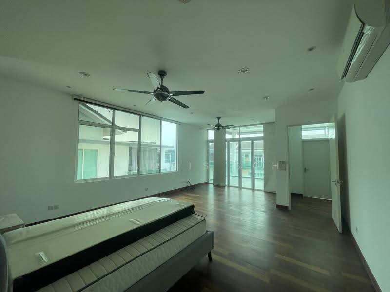 Rumah Berkembar untuk Dijual di Kinrara Residence (Puchong) - Francis Soh - Bedroom - PropertyGuru.com.my