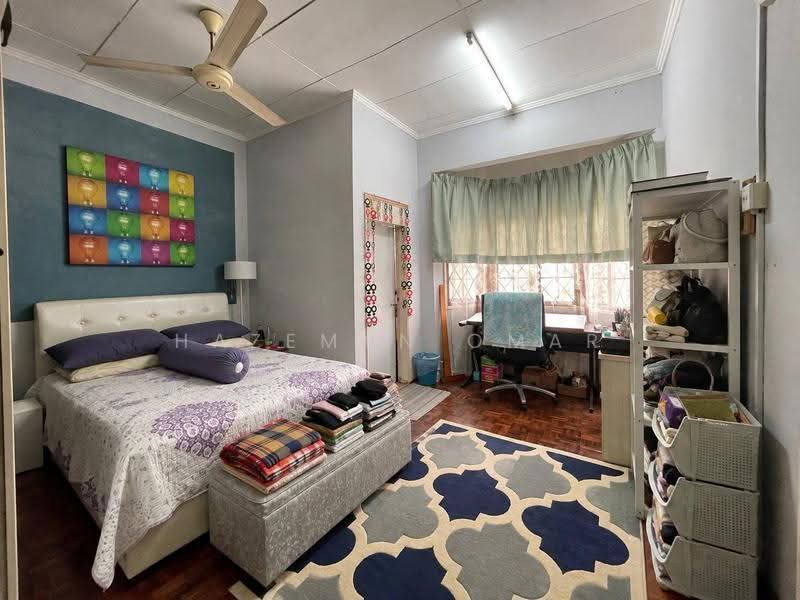 2-storey Terraced House for Sale in Saujana Impian (Kajang) - Hazeman Omar - PropertyGuru.com.my