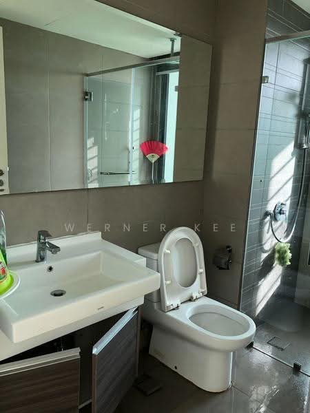 Kediaman Servis untuk Dijual di Teega Suites - Werner Kee - Bathroom - PropertyGuru.com.my