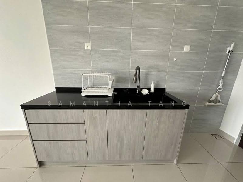 Kondominium untuk Disewa di KSL Residence 2 @ Kangkar Tebrau - Samantha Tang - Kitchen - PropertyGuru.com.my