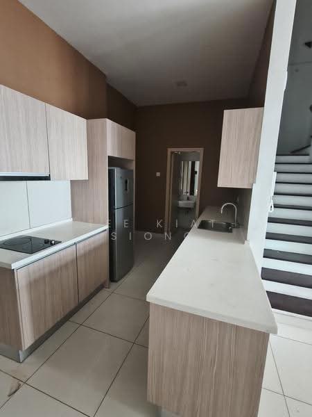 Condominium for Sale at Sri Putramas III / Royal Regent - Tee Kiat Siong - Kitchen - PropertyGuru.com.my