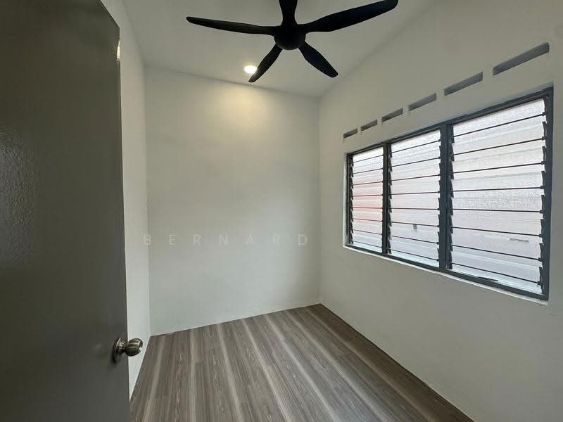 Flat for Rent at Taman Pulai Utama - Bernard Lim - PropertyGuru.com.my
