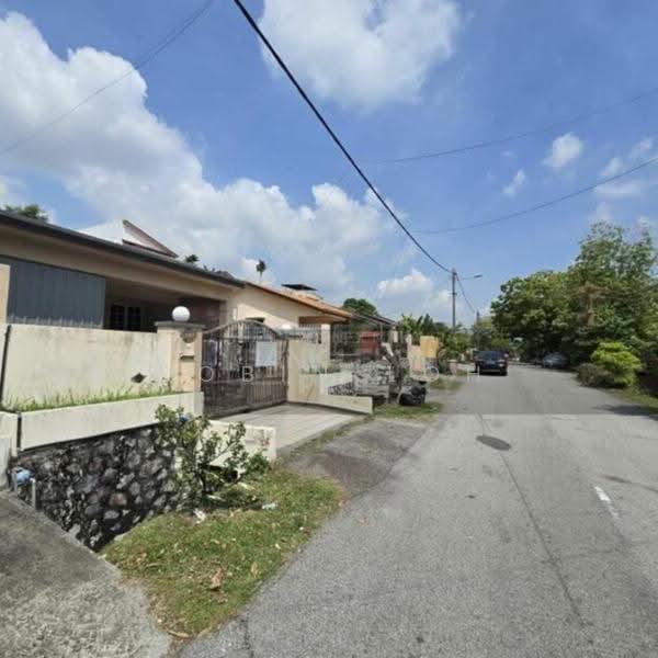 Rumah Teres 1-Tingkat untuk Dijual di Seksyen 22 (Petaling Jaya) - Robin Loh - Exterior - PropertyGuru.com.my