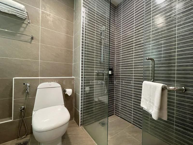Kediaman Servis untuk Dijual di Somerset Puteri Harbour - Werner Kee - Bathroom - PropertyGuru.com.my