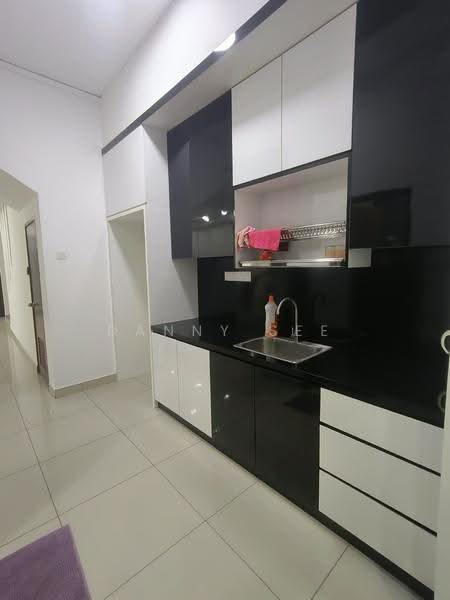 Rumah Teres 2-Tingkat untuk Dijual di Bandar Putra Kulai (Kulai) - Danny See - Kitchen - PropertyGuru.com.my