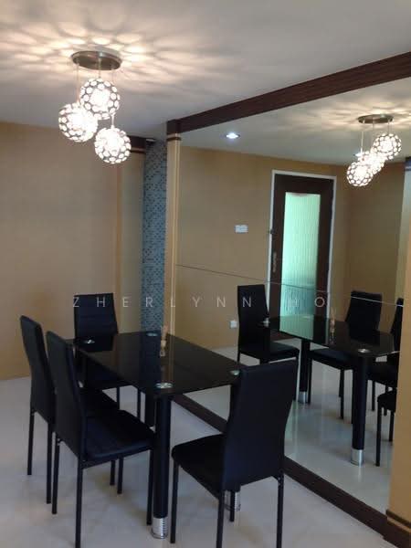 Kondominium untuk Disewa di Grand Ocean - Zherlynn Ho - Dining Room - PropertyGuru.com.my
