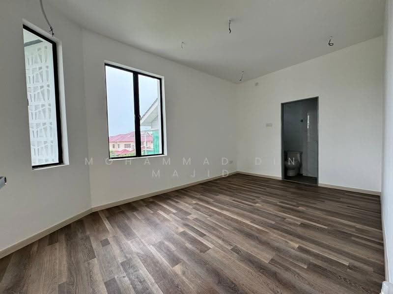 Bungalow House for Sale in Sungai Buloh (Selangor) - Mohammad Din Majid - Interior - PropertyGuru.com.my