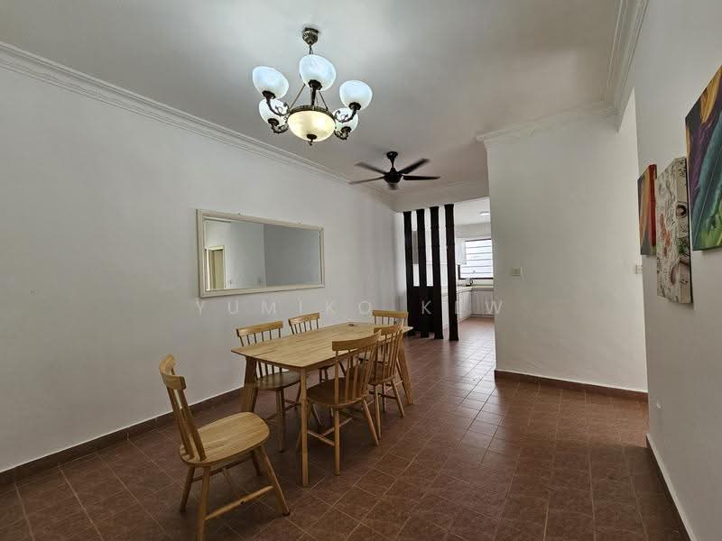 Semi-Detached House for Sale in Taman Lestari Perdana (Seri Kembangan) - Yumiko Kew - Dining Room - PropertyGuru.com.my