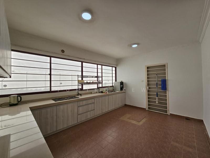 Semi-Detached House for Sale in Taman Lestari Perdana (Seri Kembangan) - Yumiko Kew - PropertyGuru.com.my
