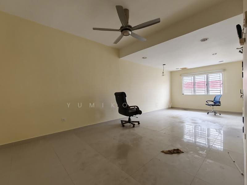 2.5-storey Terraced House for Sale in Taman Bukit Serdang (Seri Kembangan) - Yumiko Kew - Interior - PropertyGuru.com.my