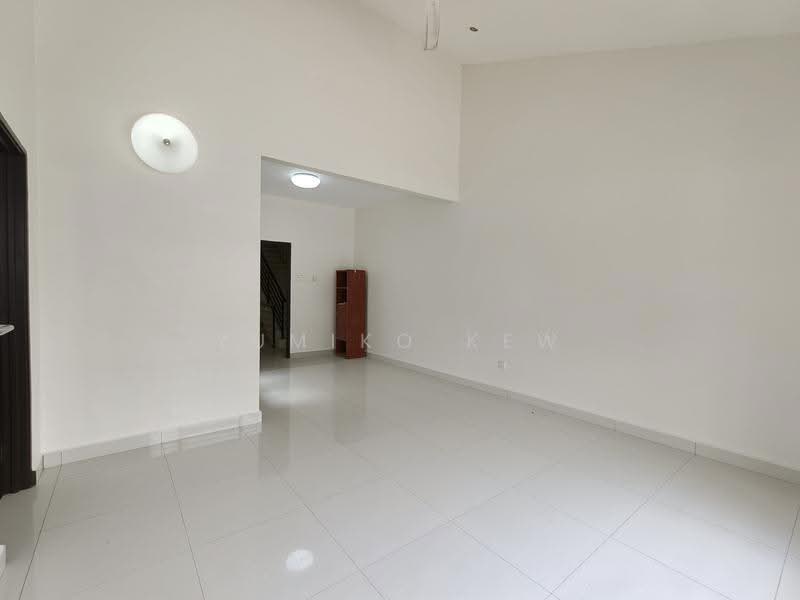 2.5-storey Terraced House for Sale in Taman Bukit Serdang (Seri Kembangan) - Yumiko Kew - Interior - PropertyGuru.com.my