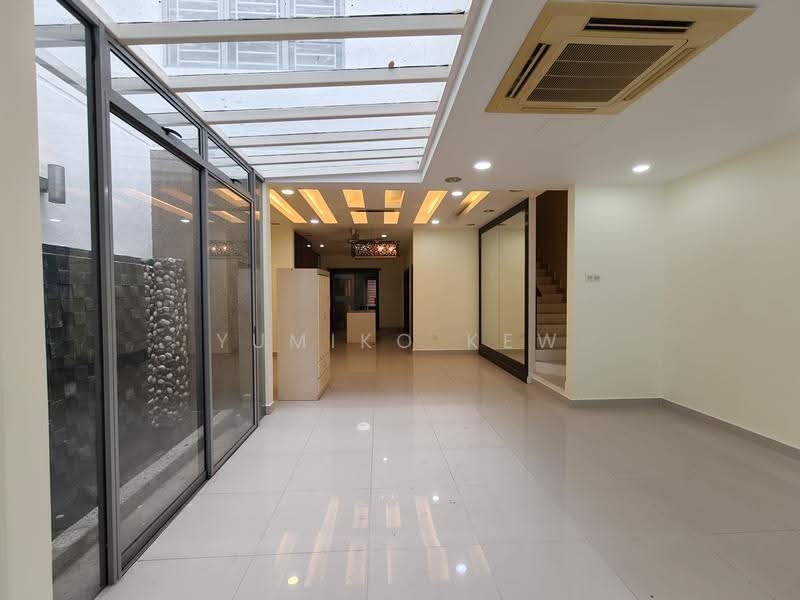 2.5-storey Terraced House for Sale in Taman Bukit Serdang (Seri Kembangan) - Yumiko Kew - Interior - PropertyGuru.com.my