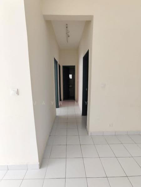 Apartment for Rent at Residensi Bandar Bukit Mahkota (PR1MA @ Bandar Bukit Mahkota) - Maya Myra - Corridor - PropertyGuru.com.my