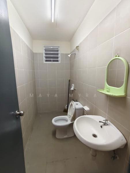 Apartment for Rent at Residensi Bandar Bukit Mahkota (PR1MA @ Bandar Bukit Mahkota) - Maya Myra - Bathroom - PropertyGuru.com.my