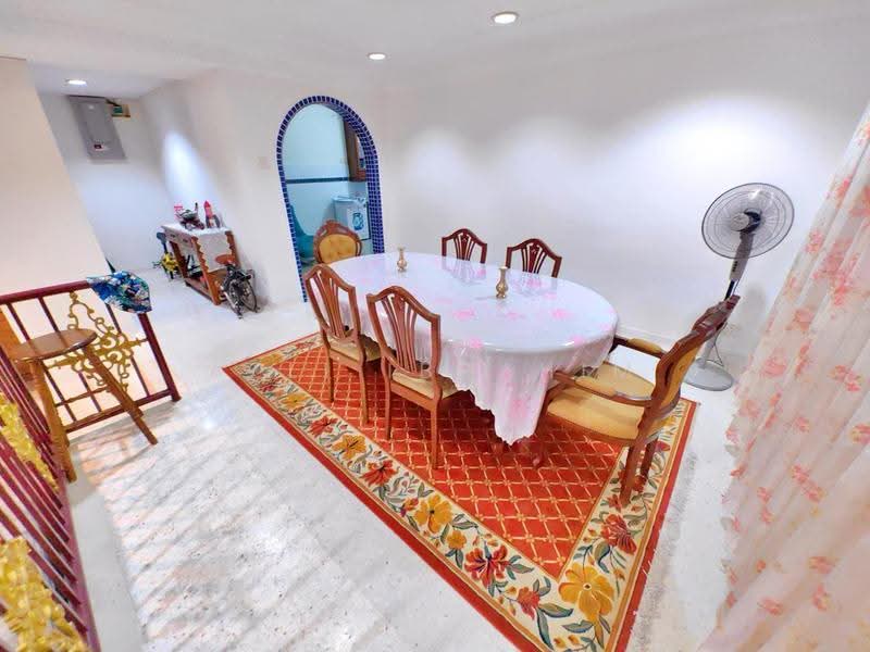 Rumah Teres 2-Tingkat untuk Dijual di Seksyen 1 Bandar Baru Bangi (Bandar Baru Bangi) - Azli Ibrahim - Dining Room - PropertyGuru.com.my