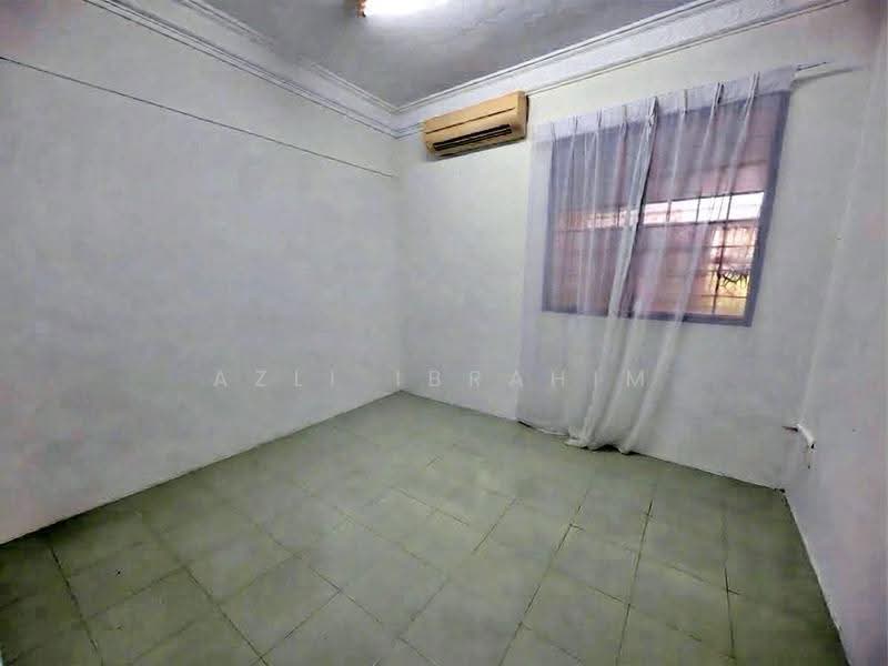 Rumah Teres 2-Tingkat untuk Dijual di Seksyen 1 Bandar Baru Bangi (Bandar Baru Bangi) - Azli Ibrahim - Interior - PropertyGuru.com.my