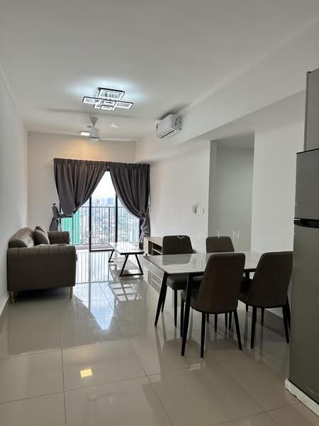 Kediaman Servis untuk Disewa di M Arisa - Paris Chin - Living Room - PropertyGuru.com.my