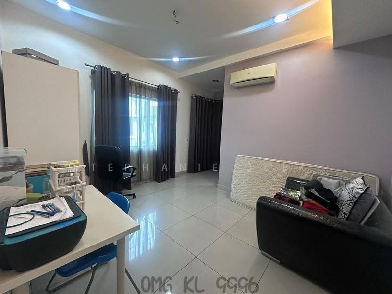 Rumah Berkembar untuk Dijual di Bandar Botanic (Klang) - Stephanie Quek - Living Room - PropertyGuru.com.my