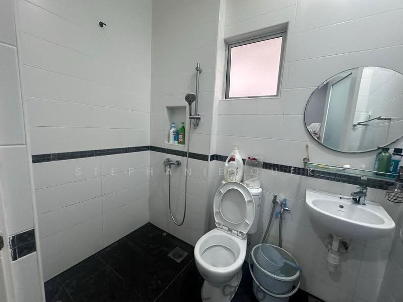 Rumah Berkembar untuk Dijual di Bandar Botanic (Klang) - Stephanie Quek - Bathroom - PropertyGuru.com.my