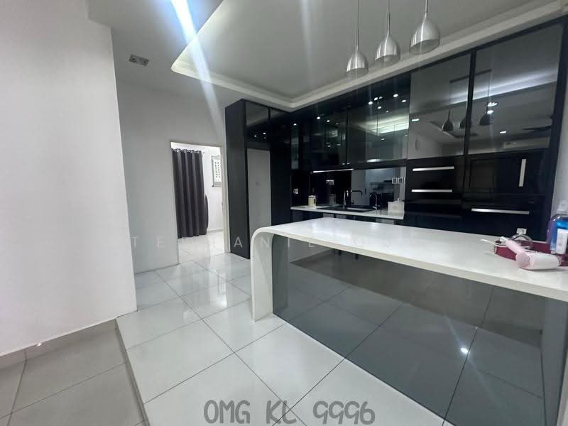 Rumah Berkembar untuk Dijual di Bandar Botanic (Klang) - Stephanie Quek - Kitchen - PropertyGuru.com.my