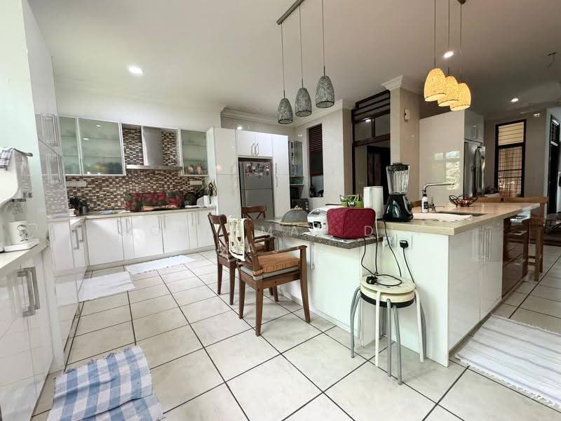 Rumah Banglo untuk Dijual di Bukit Jelutong (Shah Alam) - Mohammad Din Majid - Kitchen - PropertyGuru.com.my