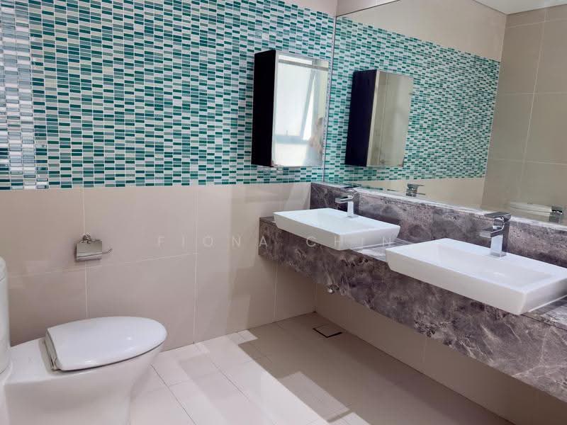Kondominium untuk Dijual di The Westside Two - Fiona Chin - Bathroom - PropertyGuru.com.my
