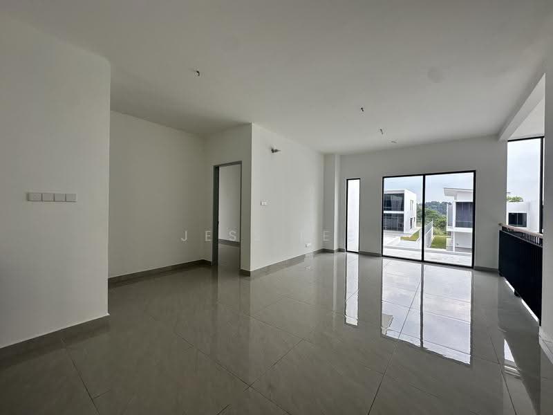 Rumah Banglo untuk Dijual di Bukit Jelutong (Shah Alam) - Jess Tee - Living Room - PropertyGuru.com.my