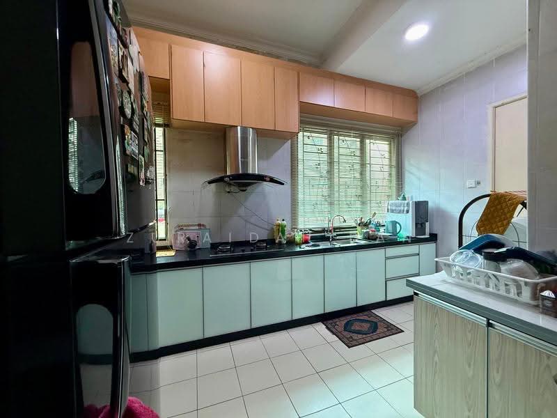 Rumah Bandar untuk Dijual di Cheras (Selangor) - Zuraidah Dan - Kitchen - PropertyGuru.com.my