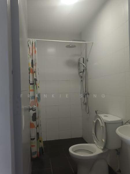 Kediaman Servis untuk Disewa di VIM 3 @ Desa Park North - Frankie Sing - Bathroom - PropertyGuru.com.my