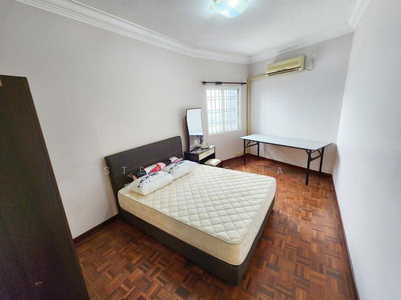 Pangsapuri untuk Disewa di Permas Ville Apartment - Stella Chia - Bedroom - PropertyGuru.com.my