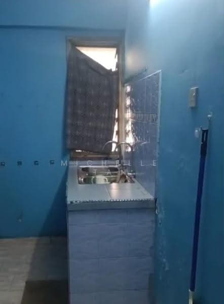 Pangsapuri untuk Dijual di Pangsapuri Sri Baiduri - Michelle Tan - Kitchen - PropertyGuru.com.my