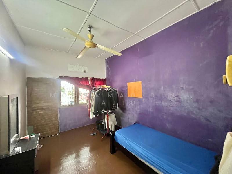 2-storey Terraced House for Sale in Taman Gembira (Klang) - Mohammad Din Majid - Bedroom - PropertyGuru.com.my