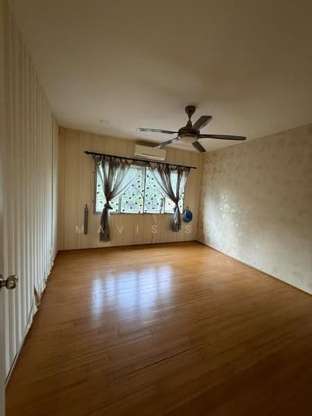 Rumah Teres 3-Tingkat untuk Dijual di Seri Kembangan (Selangor) - Mavis Sim - PropertyGuru.com.my
