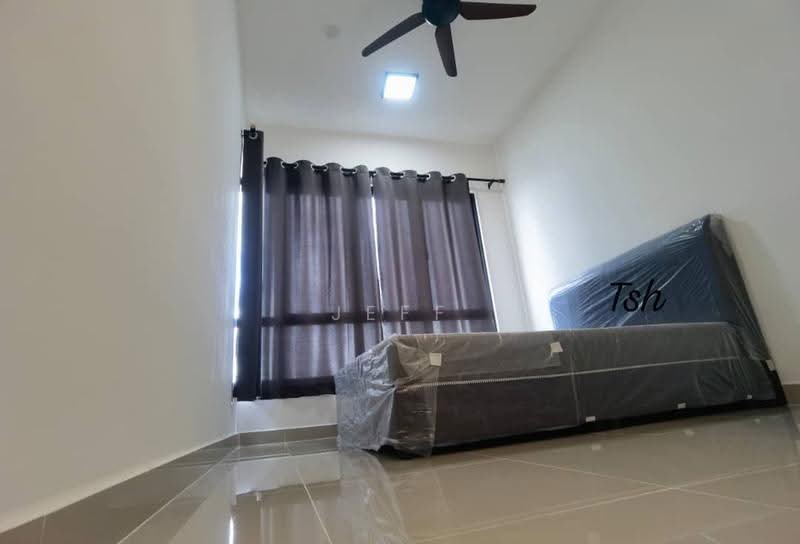 Service Residence for Sale at MKH Boulevard - Jeff Cheah - Bedroom - PropertyGuru.com.my