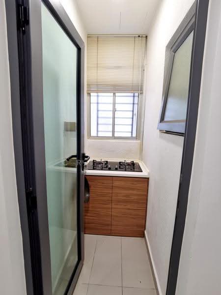 Condominium for Rent at Urbana Residences - Cris Liu - Kitchen - PropertyGuru.com.my