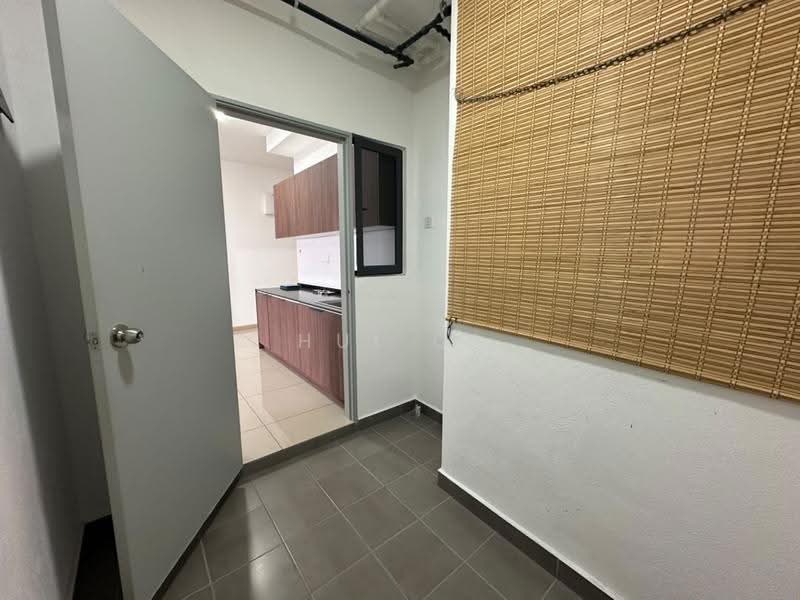 Service Residence for Sale at MIRA at Shorea Park - Hui Qi - Kitchen - PropertyGuru.com.my