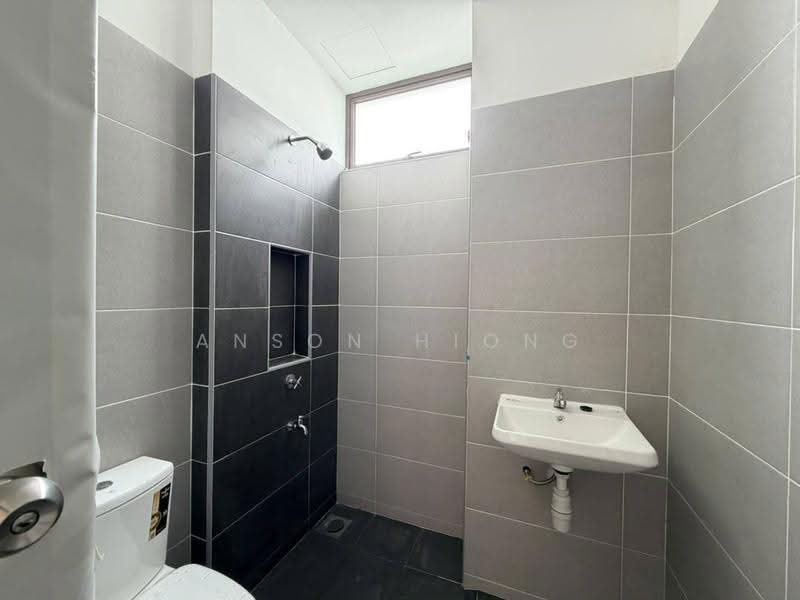 2-storey Terraced House for Rent in Skudai (Johor) - Anson Hiong - Bathroom - PropertyGuru.com.my