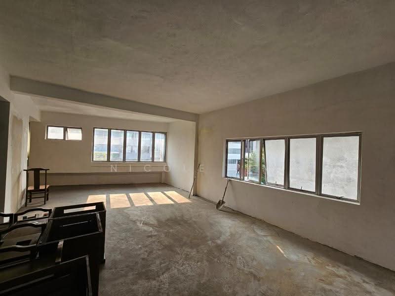 Shop for Rent in Taman Bukit Serdang (Seri Kembangan) - Nicole Sim - Interior - PropertyGuru.com.my