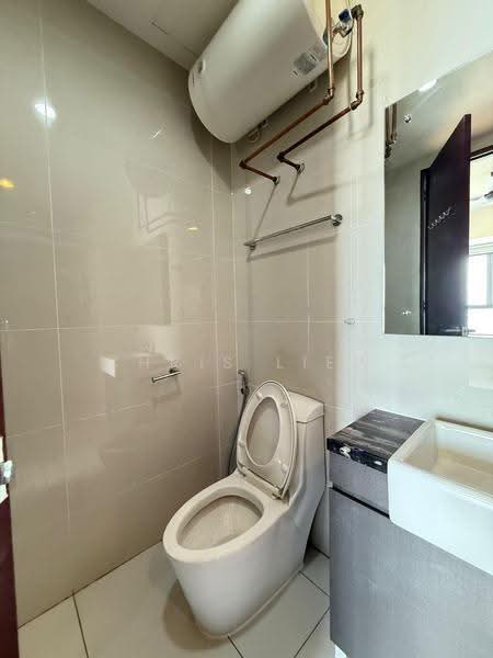 Condominium for Rent at Kings Bay @ Country Garden Danga Bay - Chris Liew - PropertyGuru.com.my